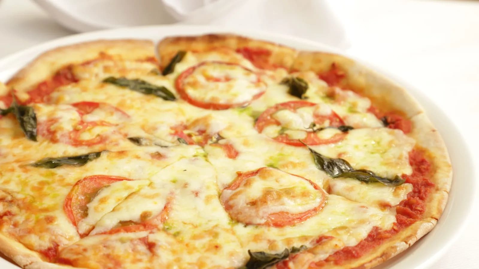 Hand-Stretched Pizza Great Barr: What Makes Kebys Different