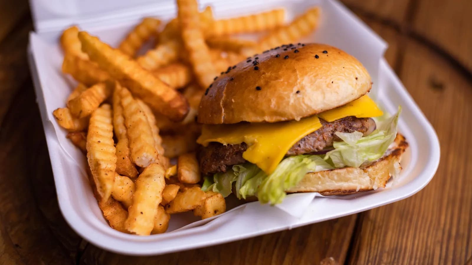 The Kebys Munchbox: What's in Great Barr's New Solo Meal Deal?
