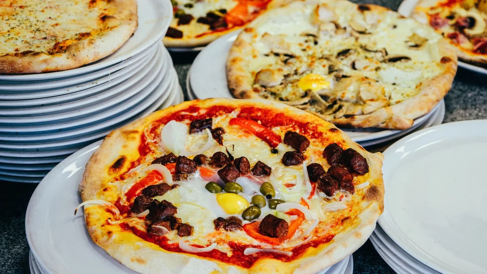 Pizza Toppings Made Fresh: A Tour of the Kebys Pizza Menu Great Barr